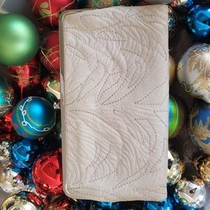NWOT Hobo Lauren wallet/ clutch  white/cream color